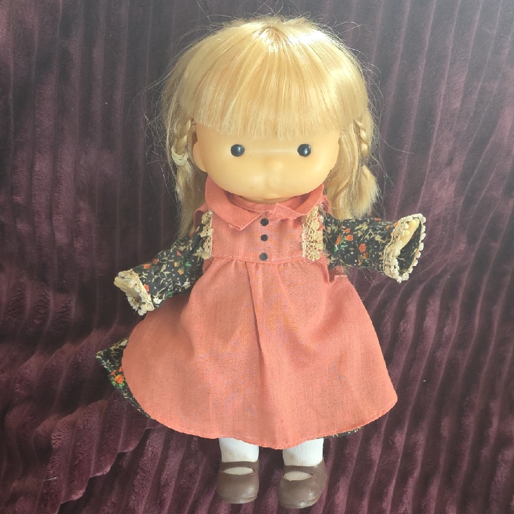 1975 KNICKERBOCKER DOLL